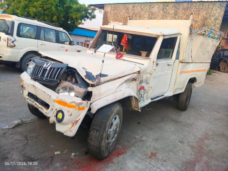 MAHINDRA BOLERO 